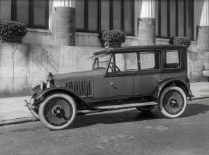 Chalmers Model 35-C Touring with California Top '1921